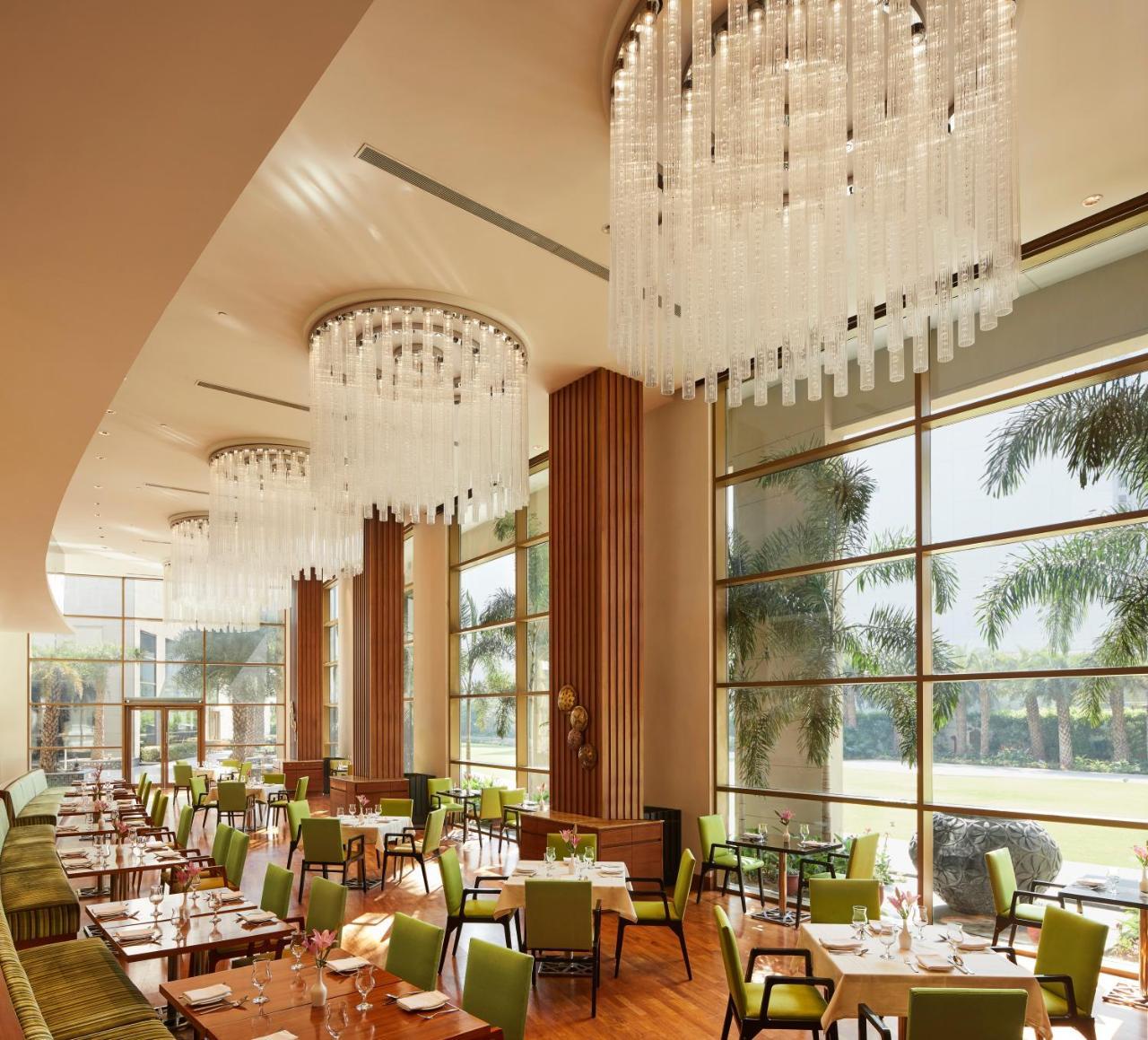 Taj Swarna, Amritsar Hotel Exterior photo The Park, New Delhi