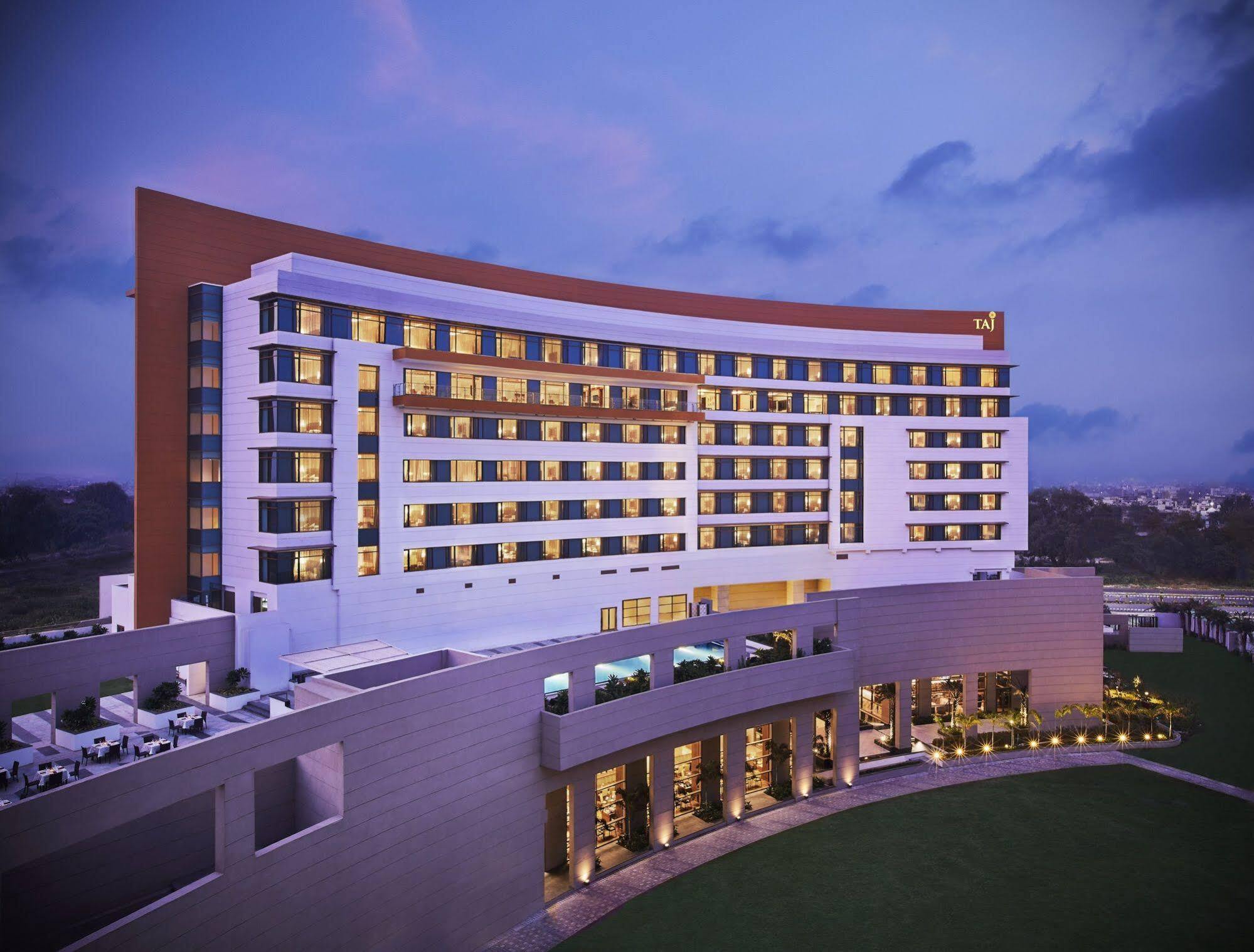 Taj Swarna, Amritsar Hotel Exterior photo The Park, Hyderabad