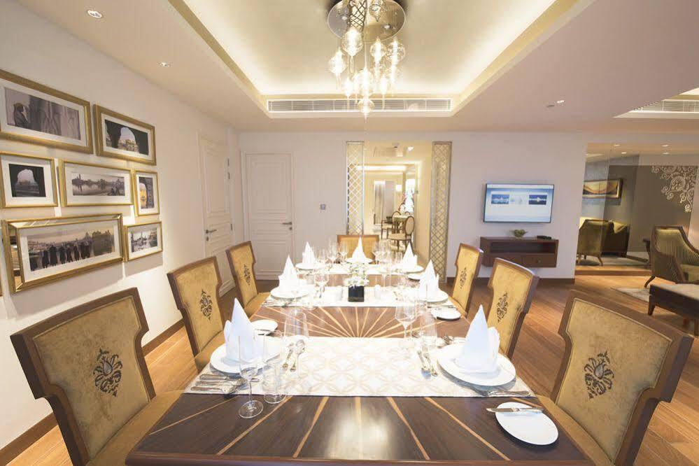 Taj Swarna, Amritsar Hotel Exterior photo The dining room of the Presidential Suite